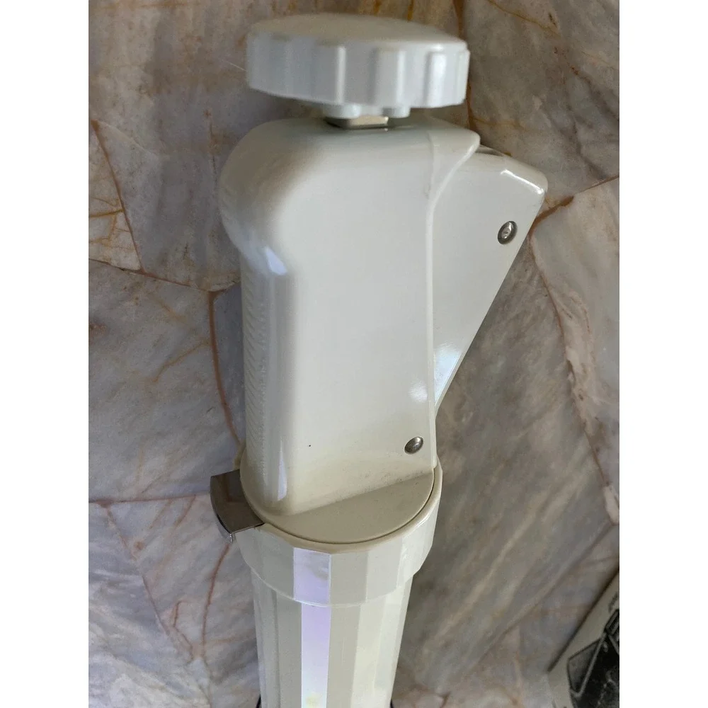 Progressive 23 Pc Cookie Press Set White Icing Gun 12 Discs 6 Nozzles GCP-31